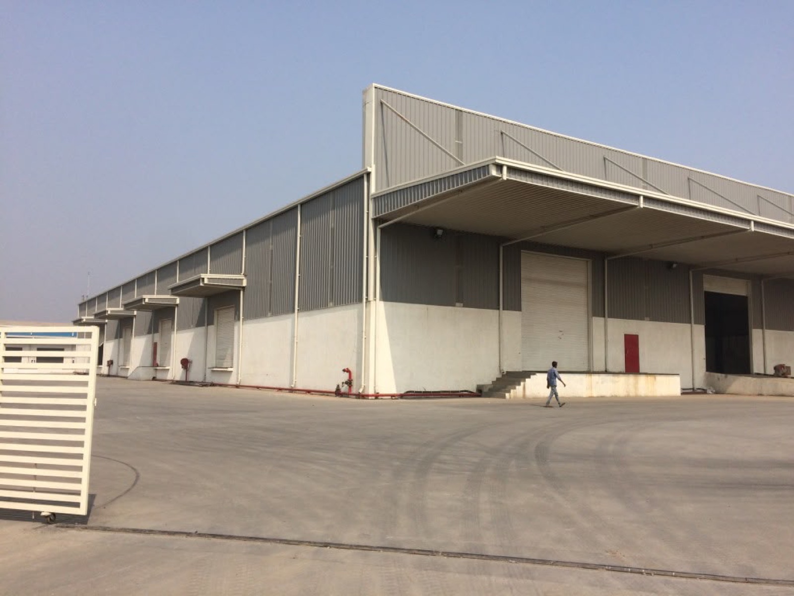 Warehouse in Aslali, Ahmedabad — exterior view