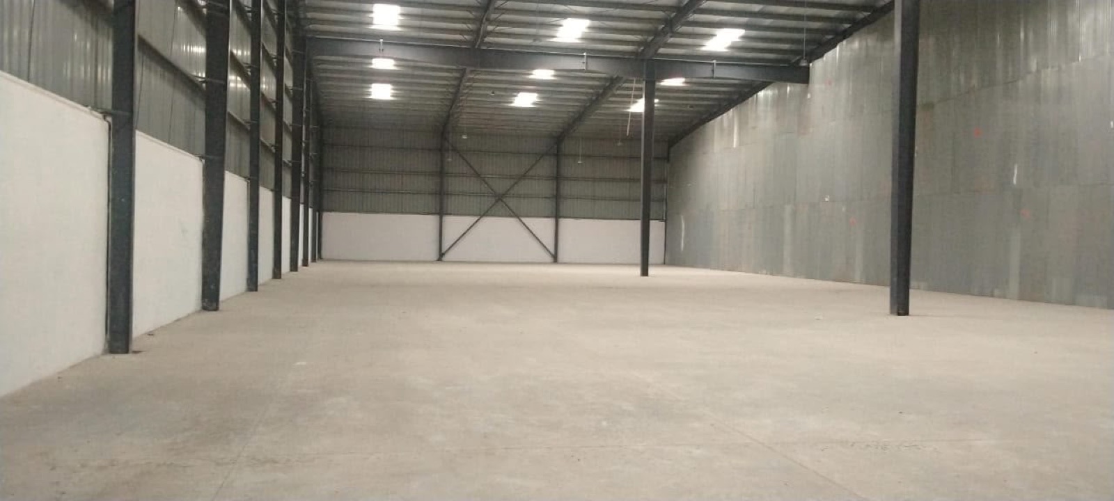 Warehouse in Kheda, Ahmedabad — interior view